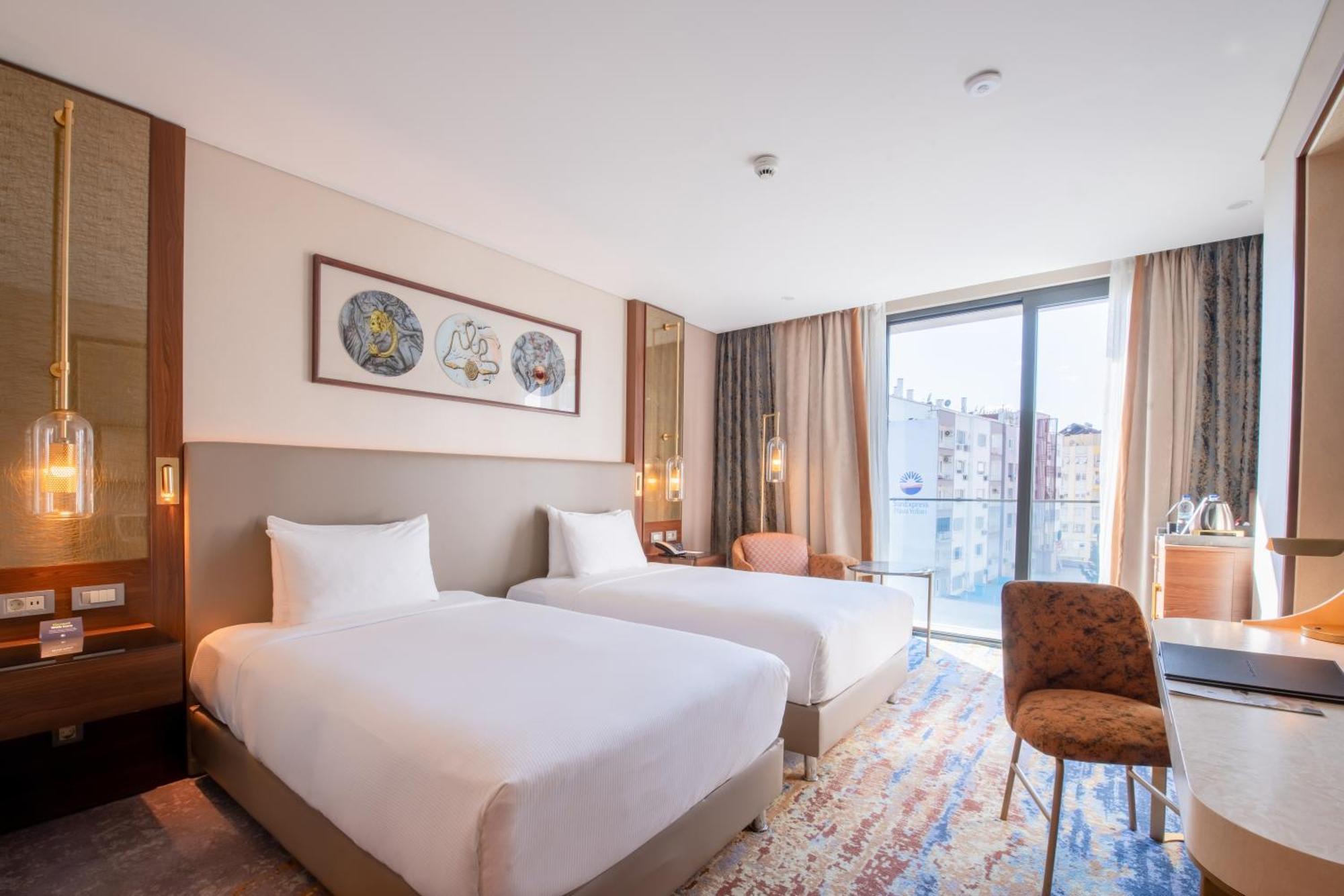 Chambre Lits Jumeaux - Vue sur Ville